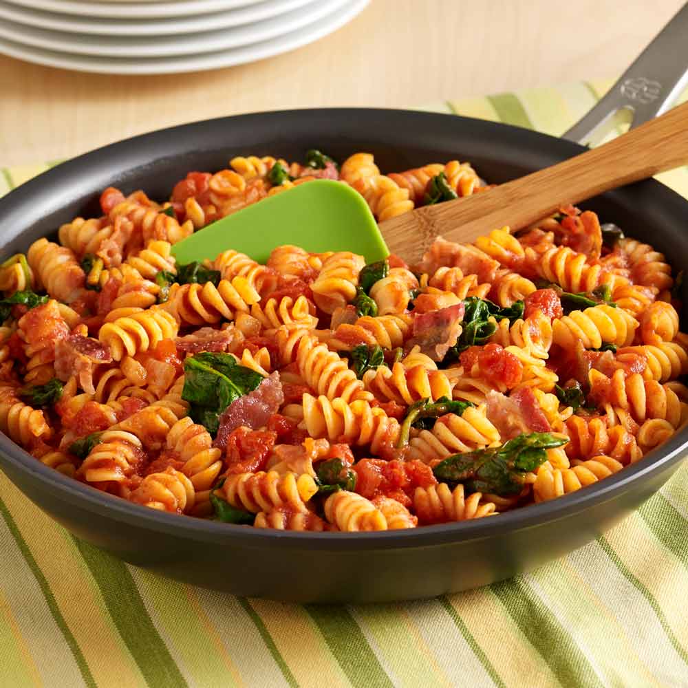 One Skillet BLT Pasta