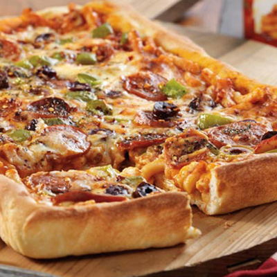 Deep Dish Beefaroni Pizza