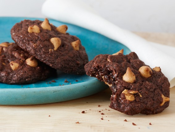 Chewy Chocolate-Oatmeal & Peanut Butter Cookies
